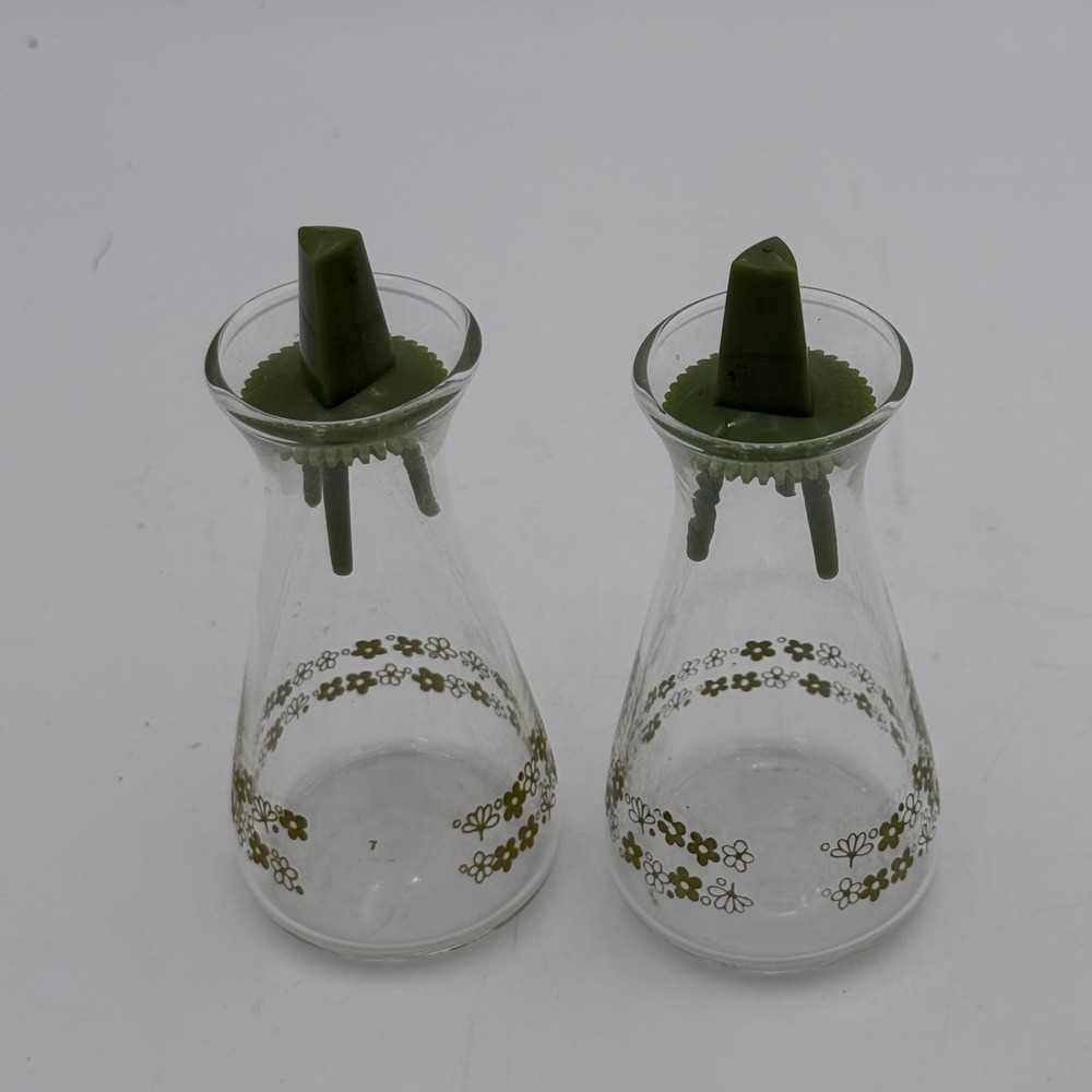 Vintage Pyrex Spring Blossom Green Salt & Pepper Shakers Crazy Daisy Avocado 2pc